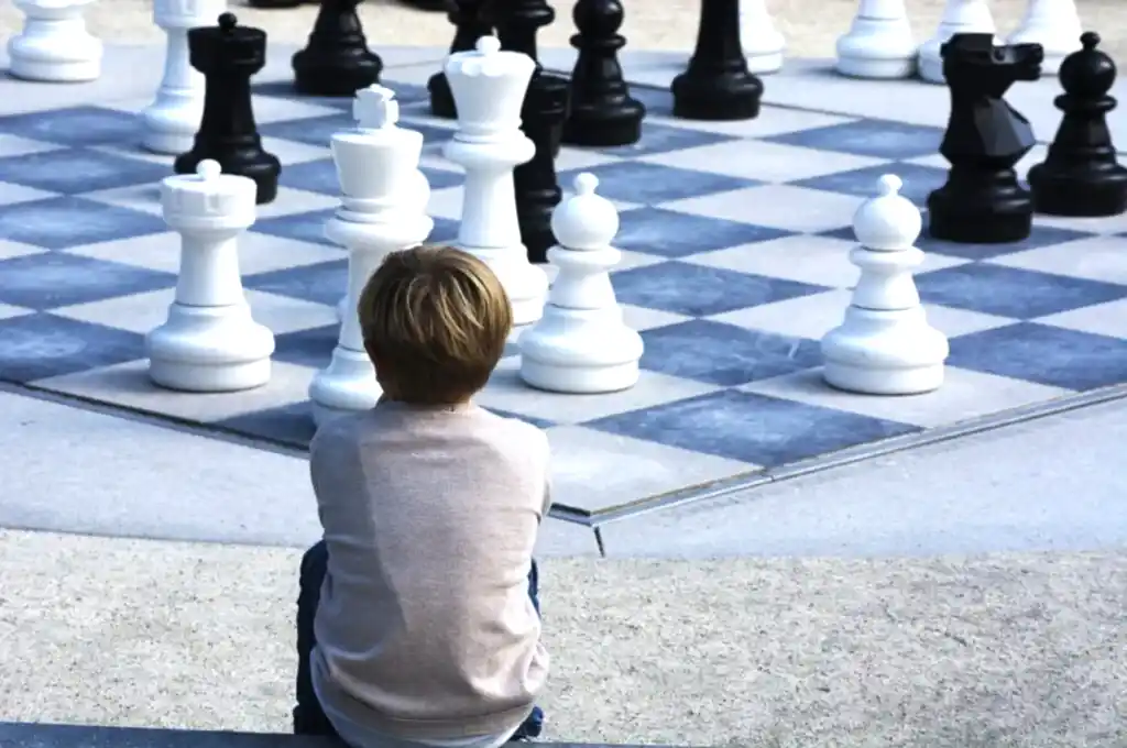 Chess advantages