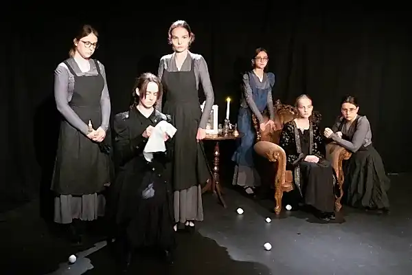 The Queen of Spades greenwich theatre LinguaPlay